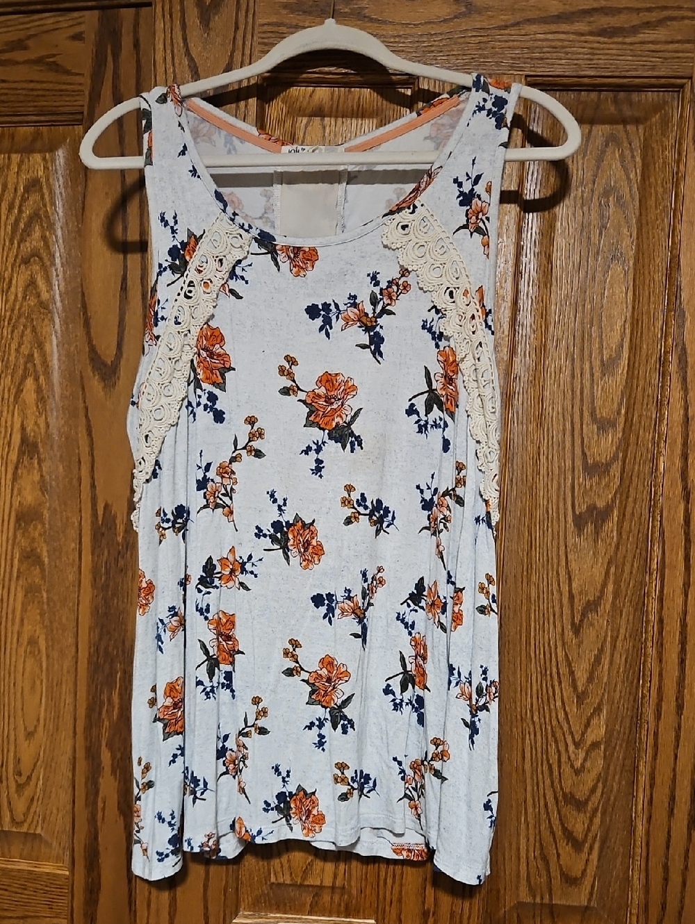 Jolt Floral Scoop Neck Tank in Light Gray with Orange & Navy